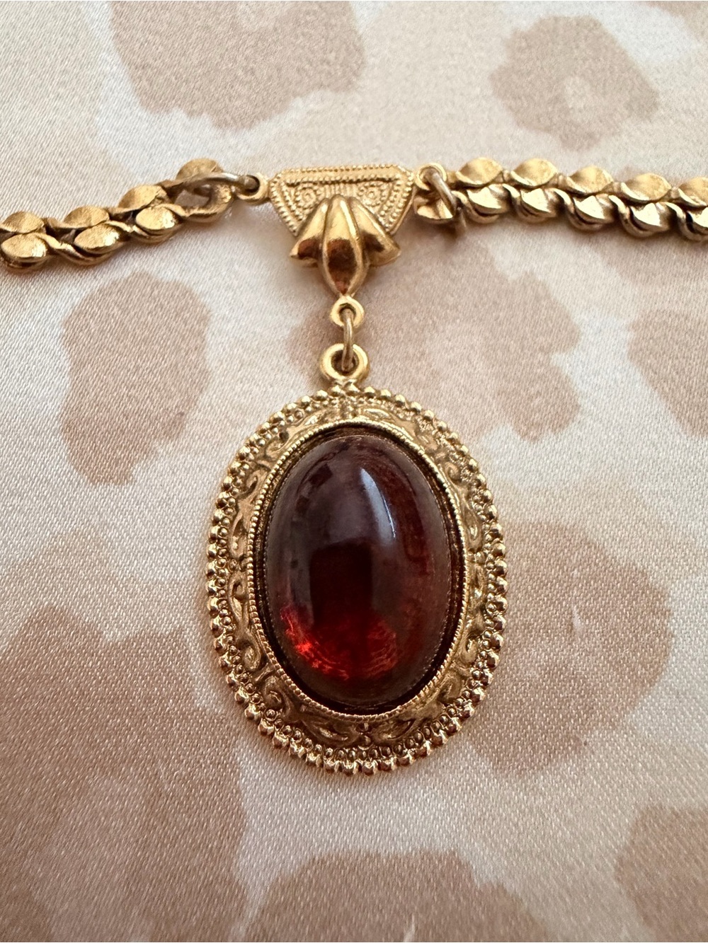 Red Rhinestone Necklace Gold Tone Chain 16” 1928
